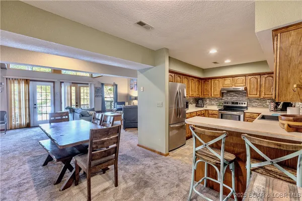 $674,900 | 699 Swaying Oak Drive, Roach, MO 65787