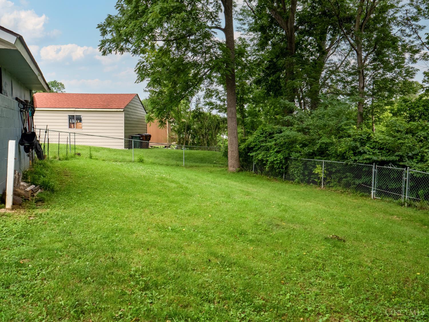 9326 Ranchill Drive Cincinnati, OH 45231 - Photo 41 of 48 Gallery Image 41