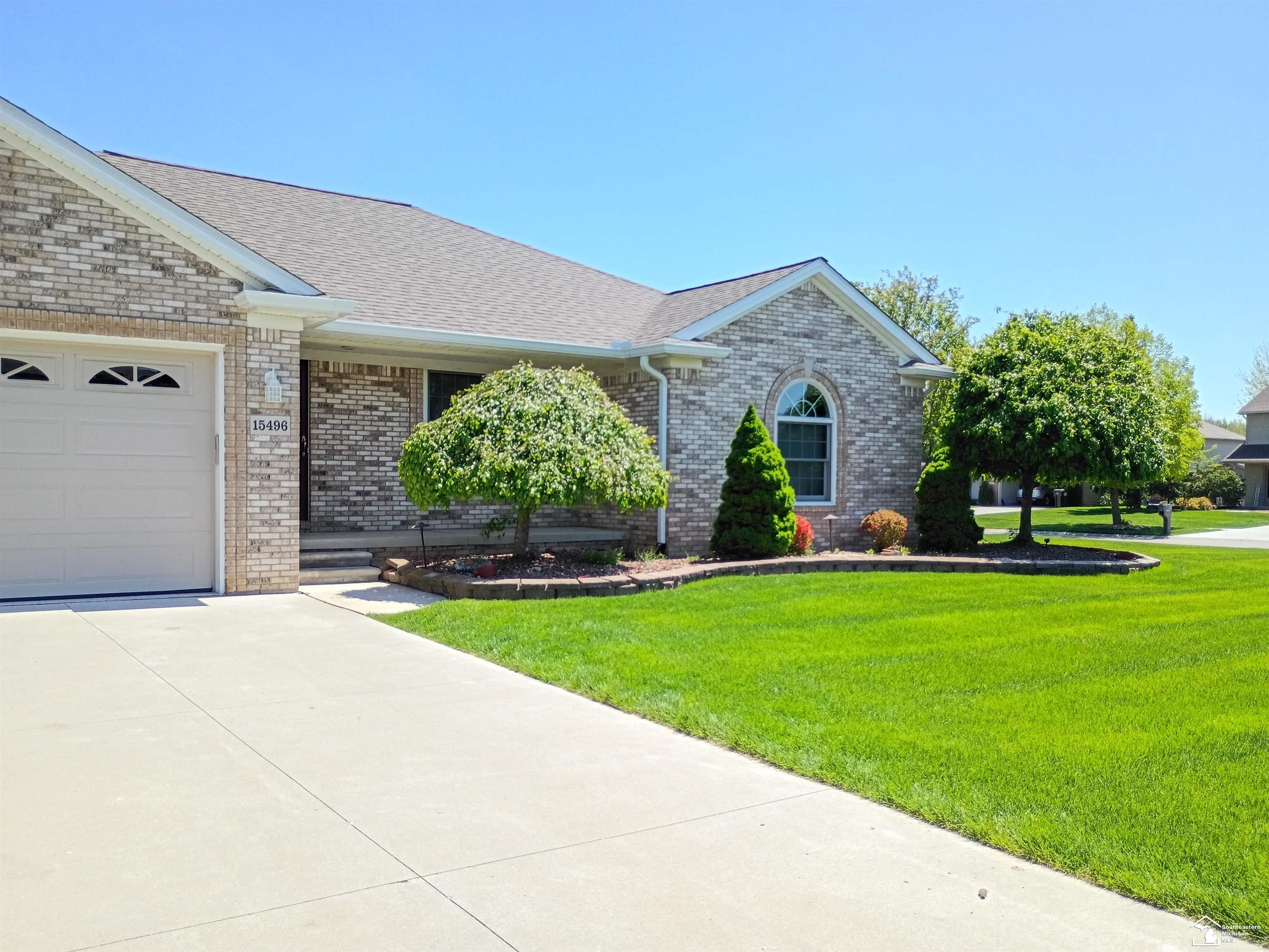 15496 Rutherford Boulevard Monroe, MI 48161 - Photo 1 of 60