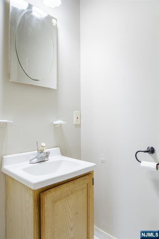 518 West Anderson Street Hackensack, NJ 07601 - Photo 14 of 23
