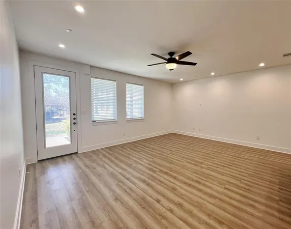 $1,425 | 408 Martin Luther King Junior Boulevard, Unit 103, Waxahachie, TX 75165