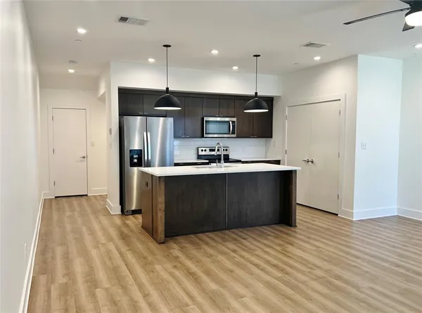 $1,425 | 408 Martin Luther King Junior Boulevard, Unit 103, Waxahachie, TX 75165