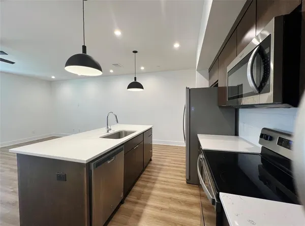 $1,425 | 408 Martin Luther King Junior Boulevard, Unit 103, Waxahachie, TX 75165