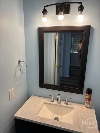 $1,200 | 114 1/2 Greenbrier Way, Athens, GA 30605