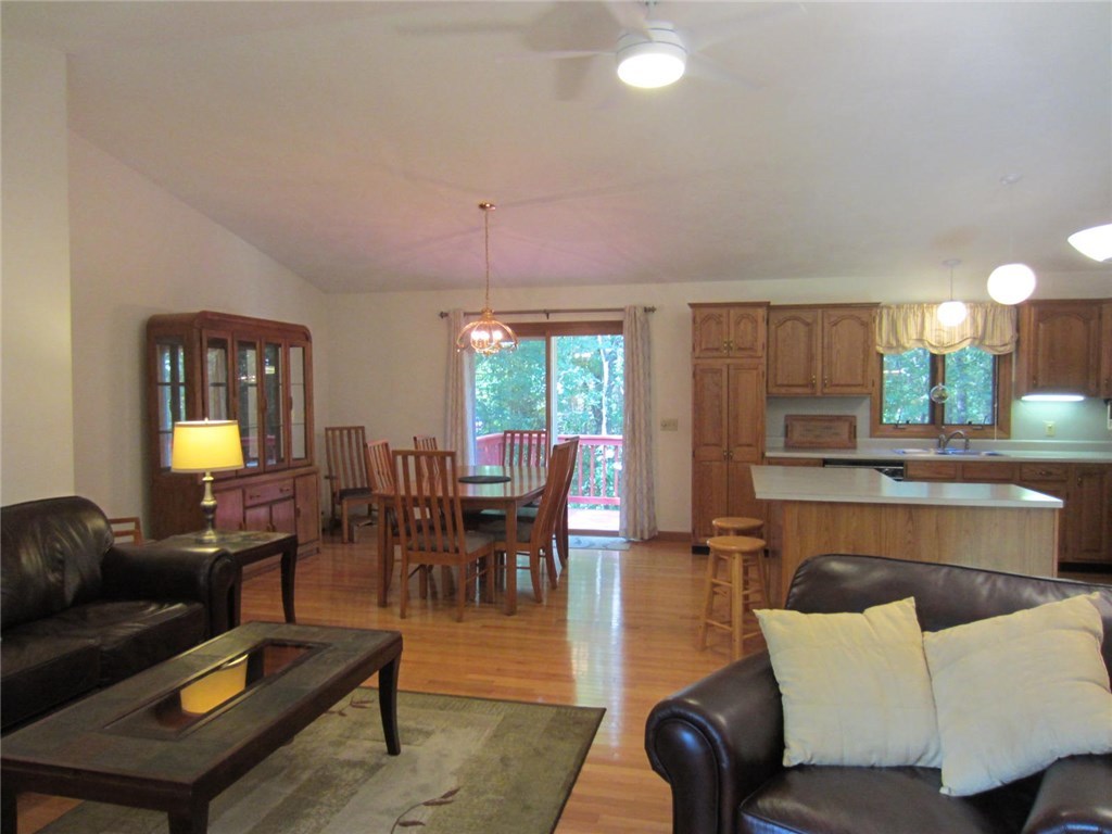 120 Abbotts Crossing Road Coventry, RI 02816 - Photo 8 of 40 Gallery Image 8