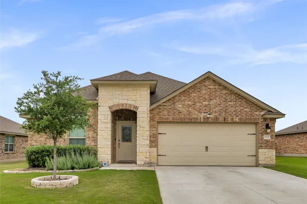 $400,000 | 132 Cinnamon Loop, Burnet, TX 78611