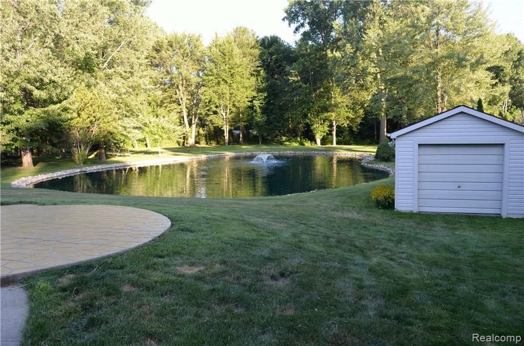 48150 Sugarbush Road Chesterfield, MI 48047 - Photo 16 of 16