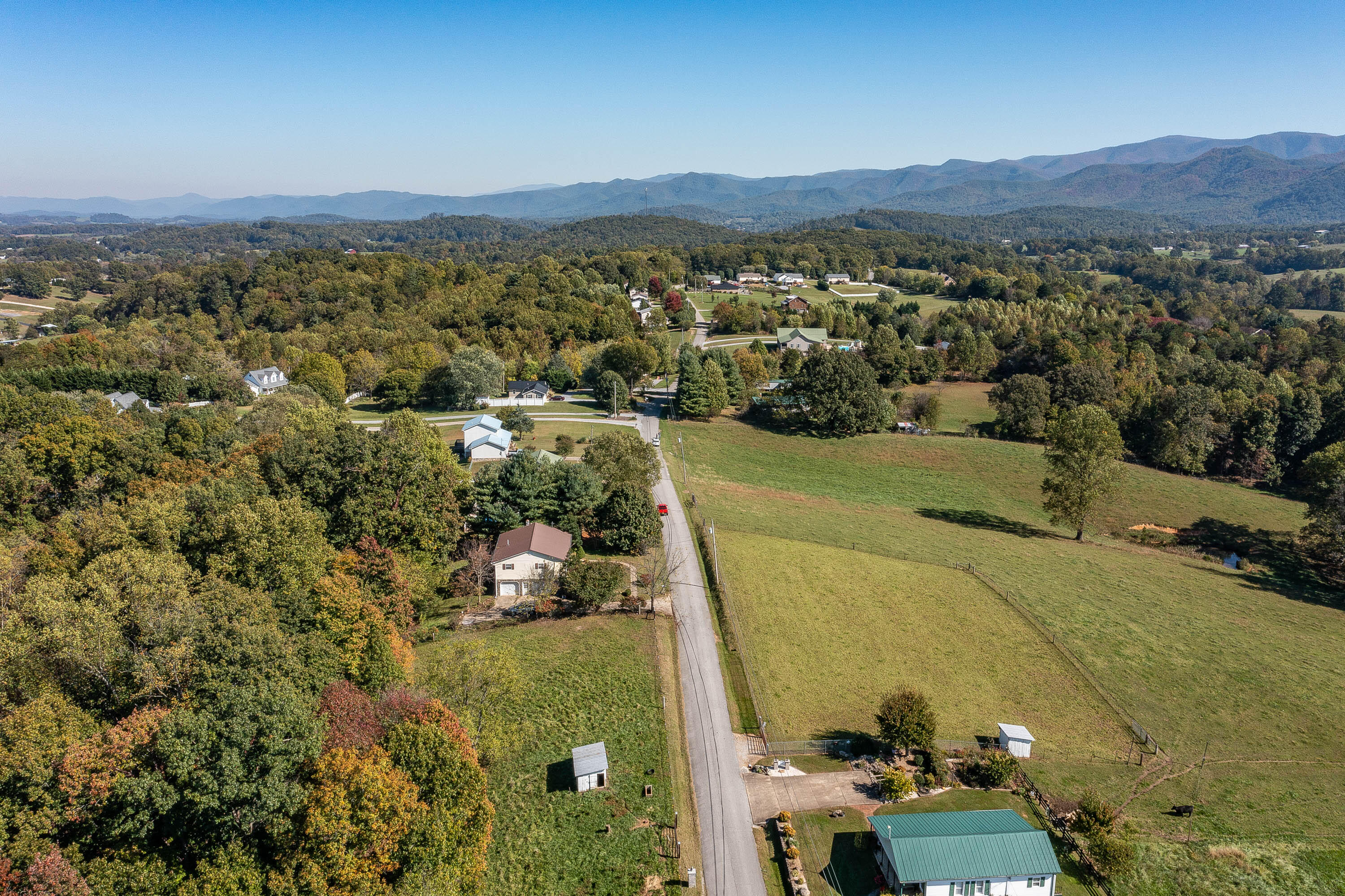 645 Keller Road Afton, TN 37616 - Photo 35 of 44 645 Keller Rd-8