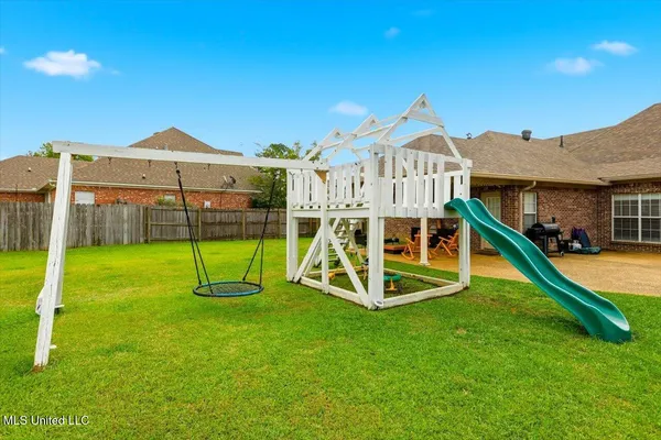 $365,000 | 2008 Brookstone Place, Brandon, MS 39042