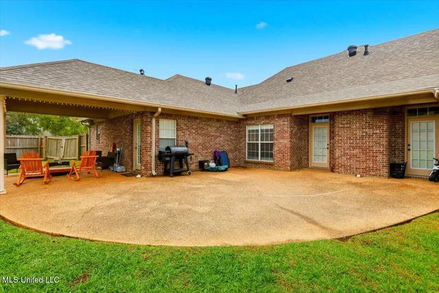 $365,000 | 2008 Brookstone Place, Brandon, MS 39042