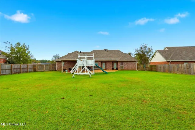 $365,000 | 2008 Brookstone Place, Brandon, MS 39042
