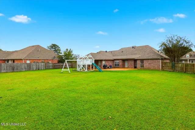 $365,000 | 2008 Brookstone Place, Brandon, MS 39042