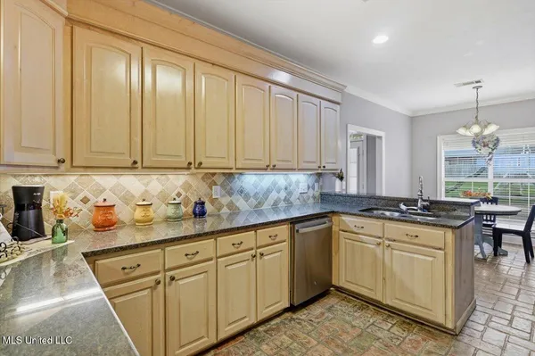 $365,000 | 2008 Brookstone Place, Brandon, MS 39042