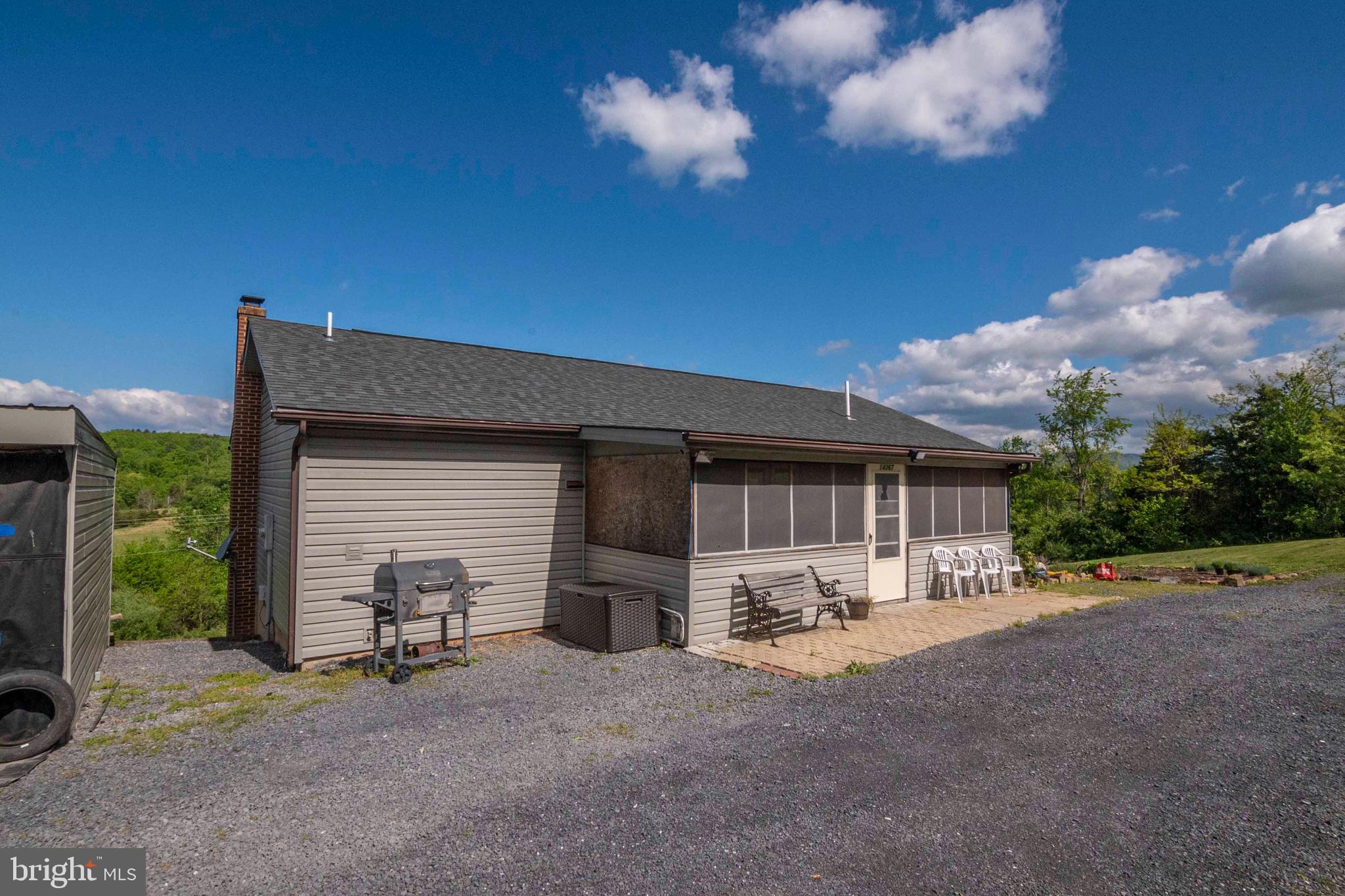 14367 Senedo Road Mount Jackson, VA 22842 - Photo 8 of 49 New Sidingin 2015