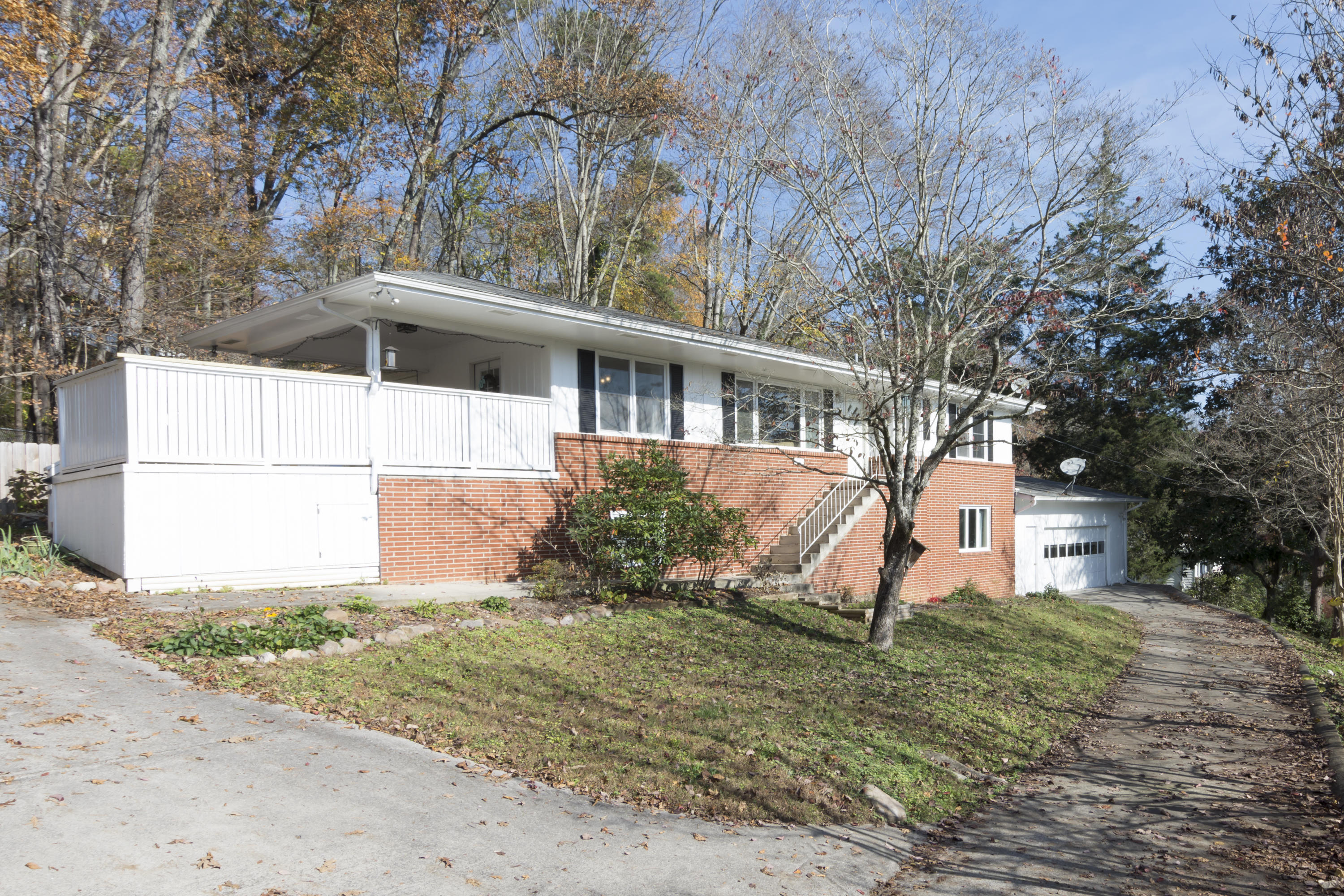 106 Middlebury Road Oak Ridge, TN 37830 - Photo 1 of 26 106_Middlebury_101
