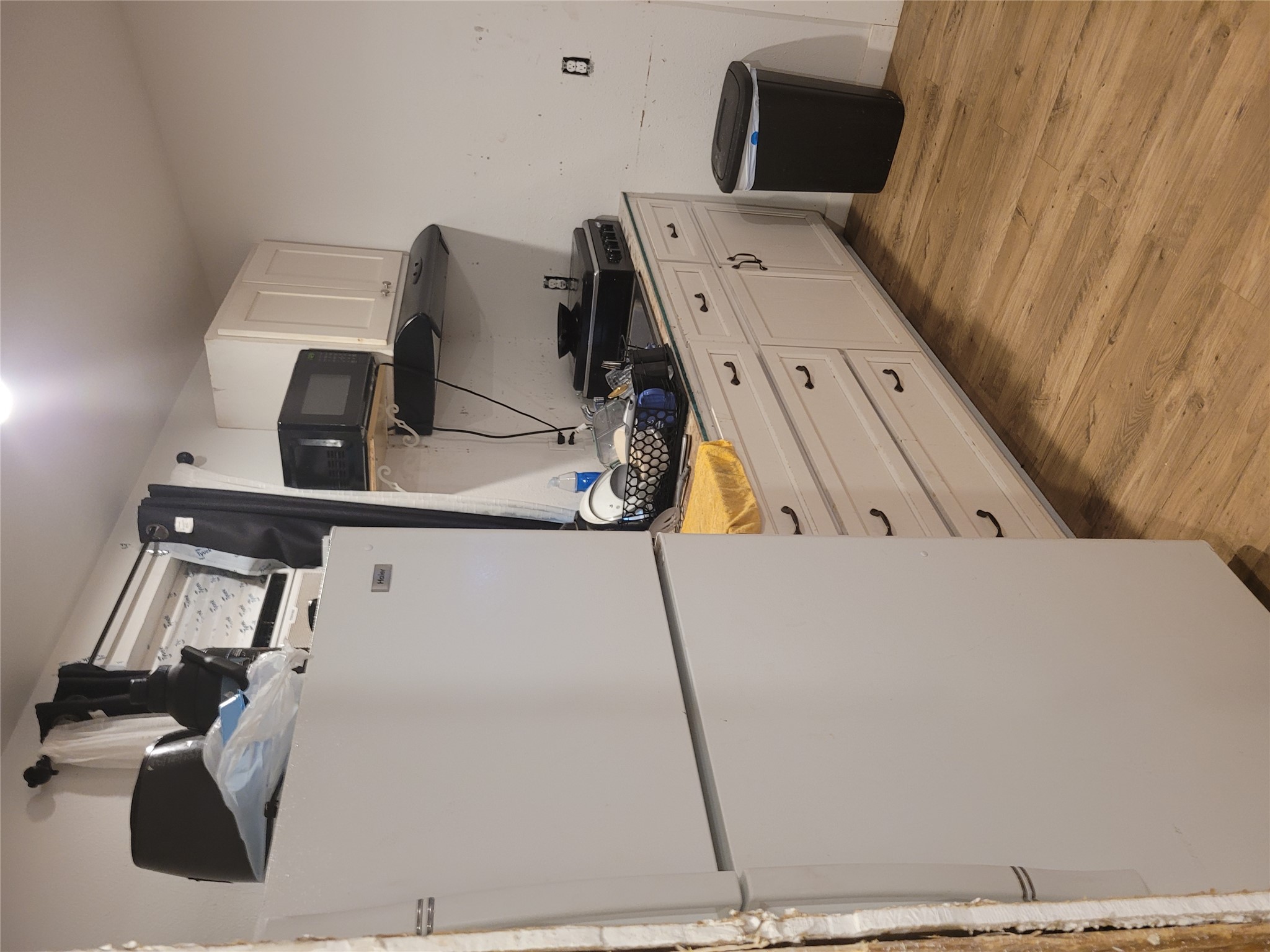 233 St Mary's Road Dale, TX 78616 - Photo 19 of 25 a kitchen with stainless steel appliances a refrigerator sink and stove