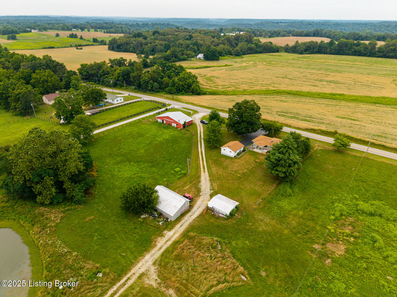 2725 Rhodelia Road Payneville, KY 40157 - Photo 39 of 50 38