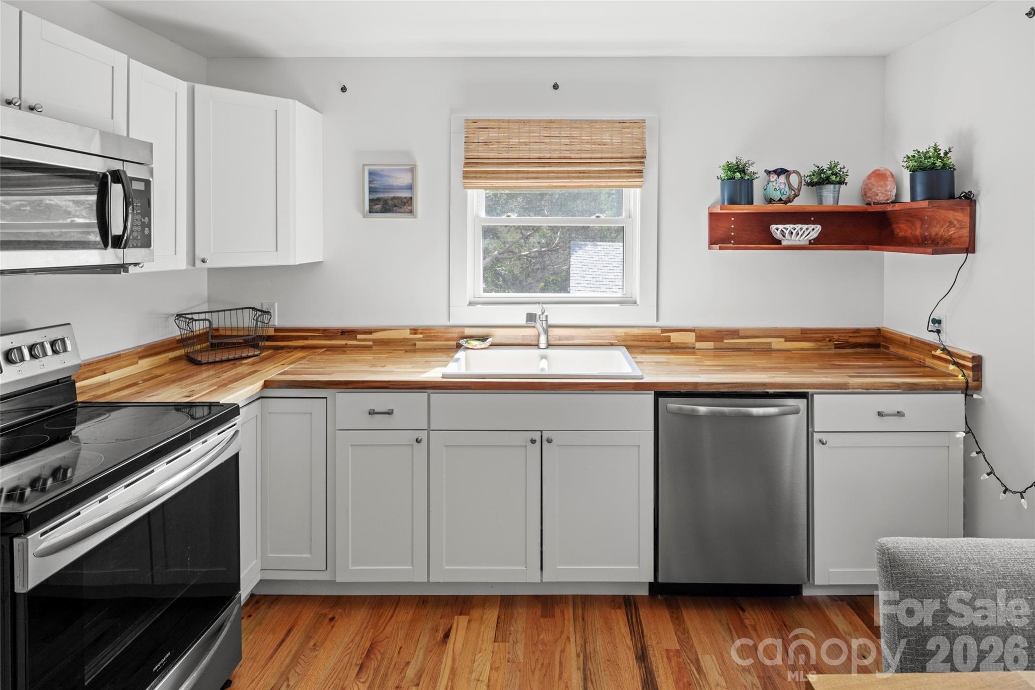 28 Long Cove Road Candler, NC 28715 - Photo 26 of 41 Gallery Image 26