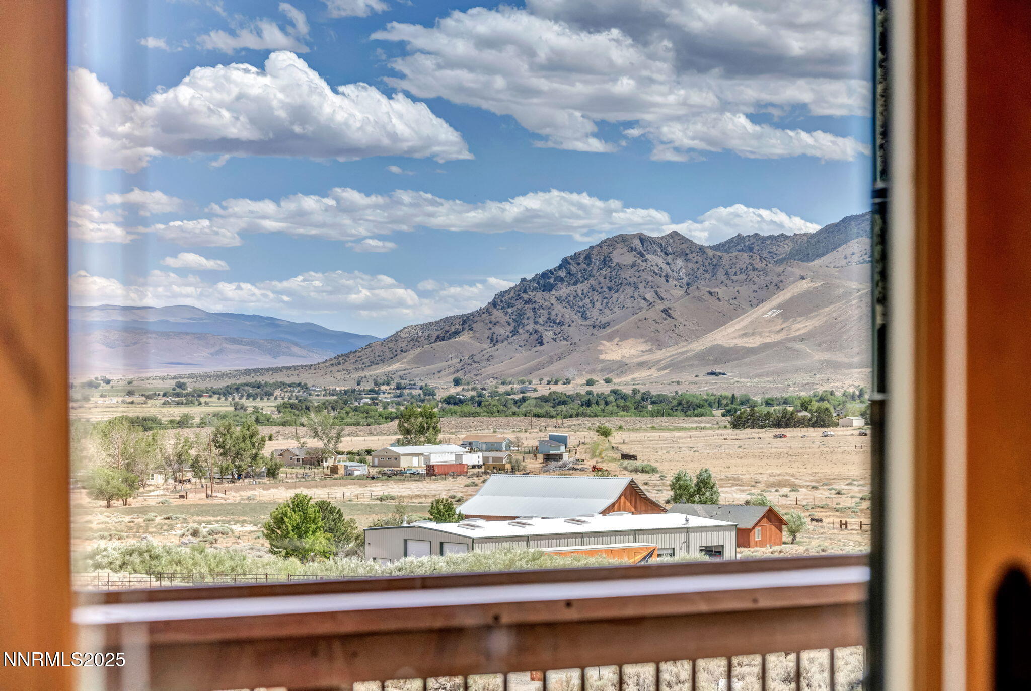 111 Upper Colony Road Wellington, NV 89444 - Photo 25 of 49 a view of sky from window