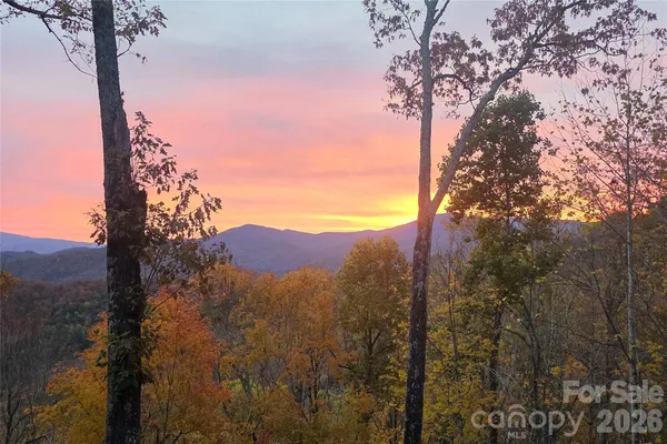 $745,000 | 121 Stoney Falls Loop, Unit E4, Burnsville, NC 28714