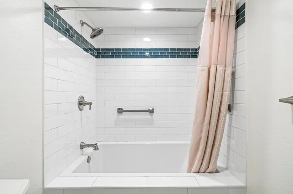 a view of a park with palm trees