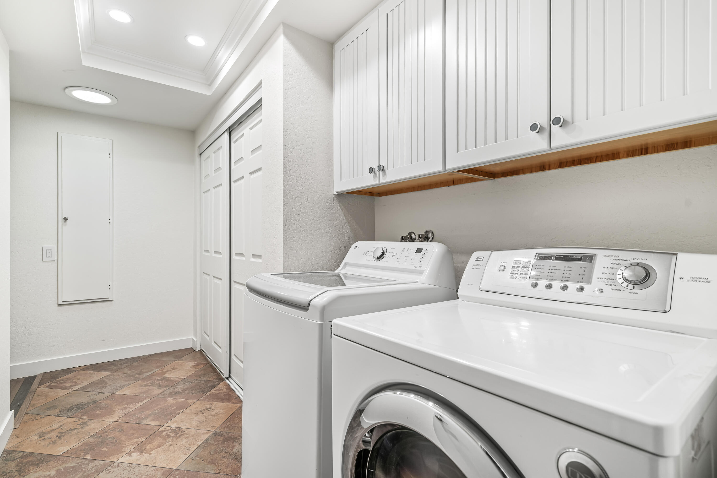 82 Conejo Circle Palm Desert, CA 92260 - Photo 27 of 58 IMG-34