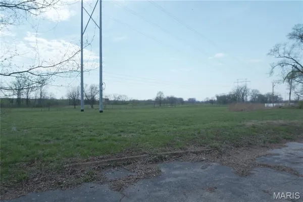 $55,000 | 306 Marion Street, East St. Louis, IL 62206