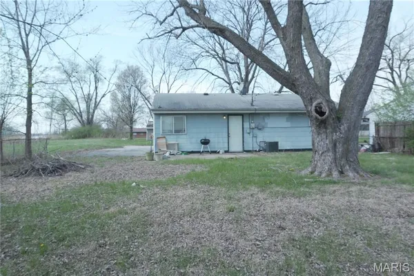 $55,000 | 306 Marion Street, East St. Louis, IL 62206