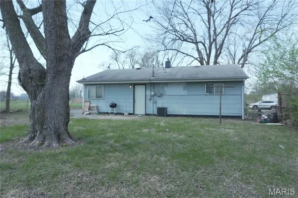 $55,000 | 306 Marion Street, East St. Louis, IL 62206