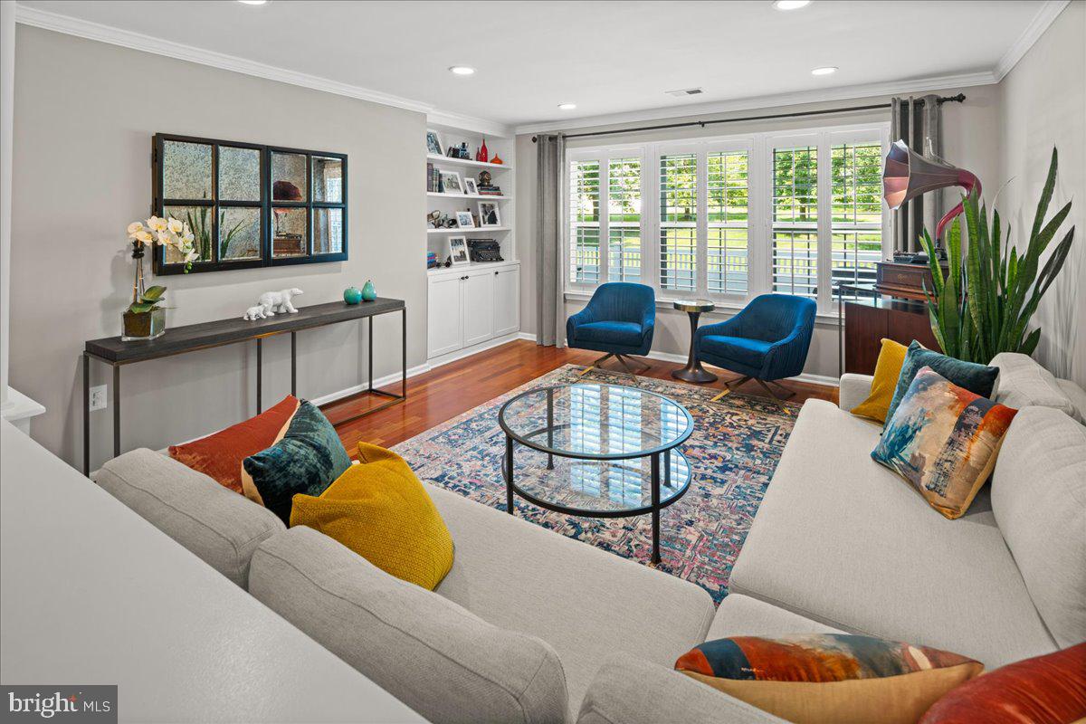 325 Watkins Road Pennington, NJ 08534 - Photo 9 of 50 a living room with furniture and a large window
