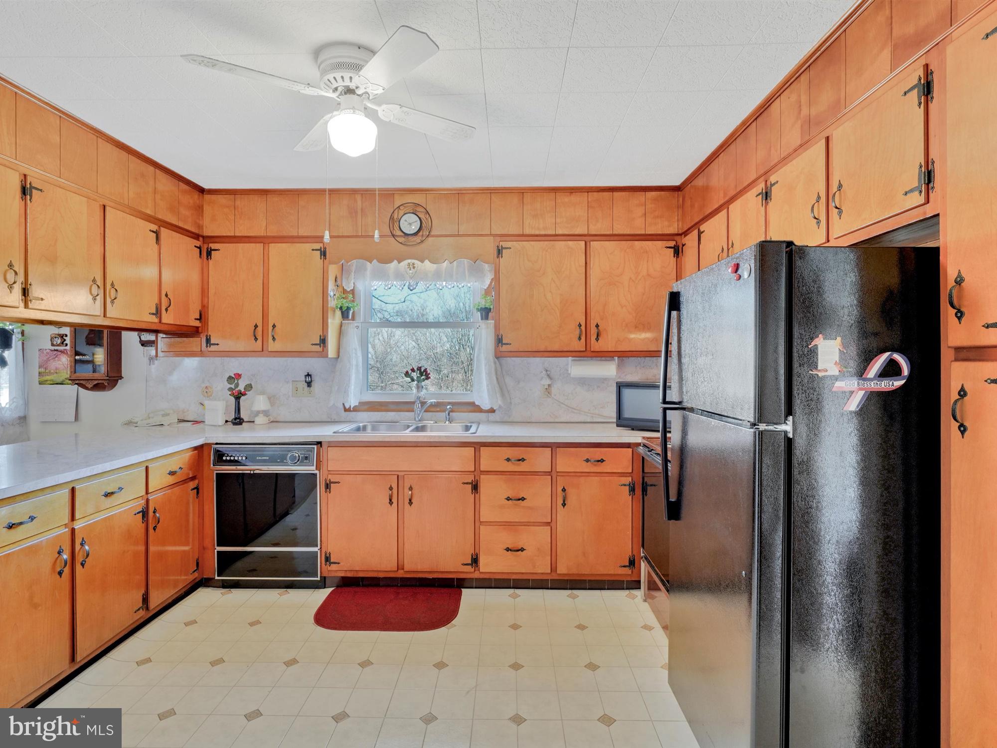 455 Mock Road Pottstown, PA 19464 - Photo 10 of 27 Gallery Image 10
