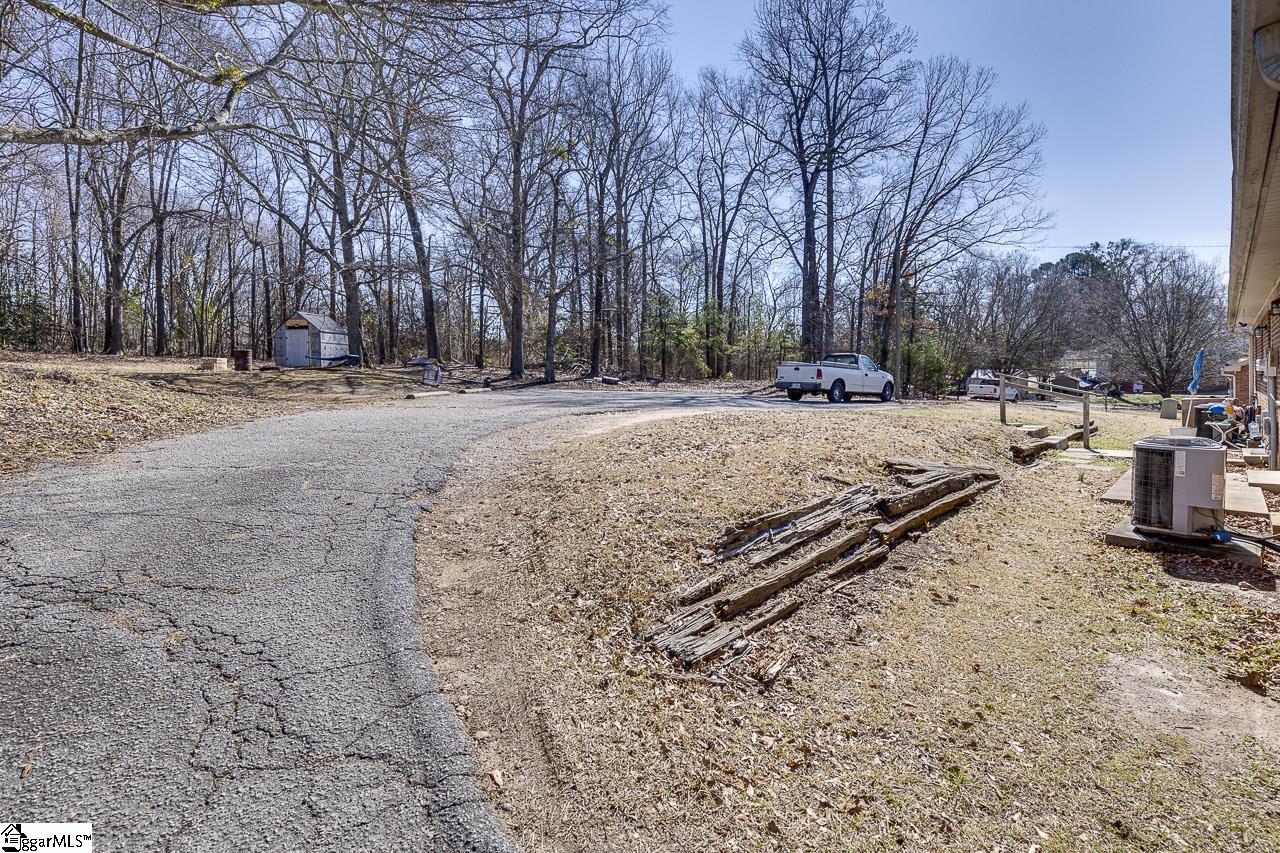 412 John Street, Unit B Greer, SC 29651 - Photo 15 of 16