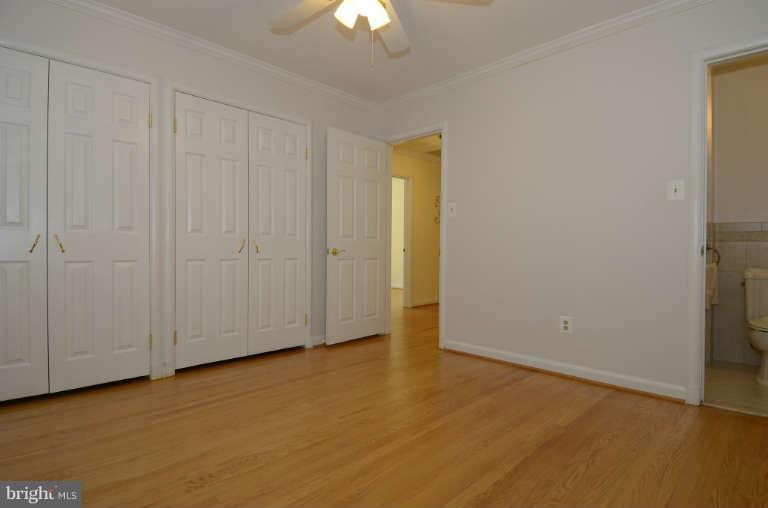 10628 Hunters Valley Road Vienna, VA 22181 - Photo 12 of 30 Former master with updated bathroom