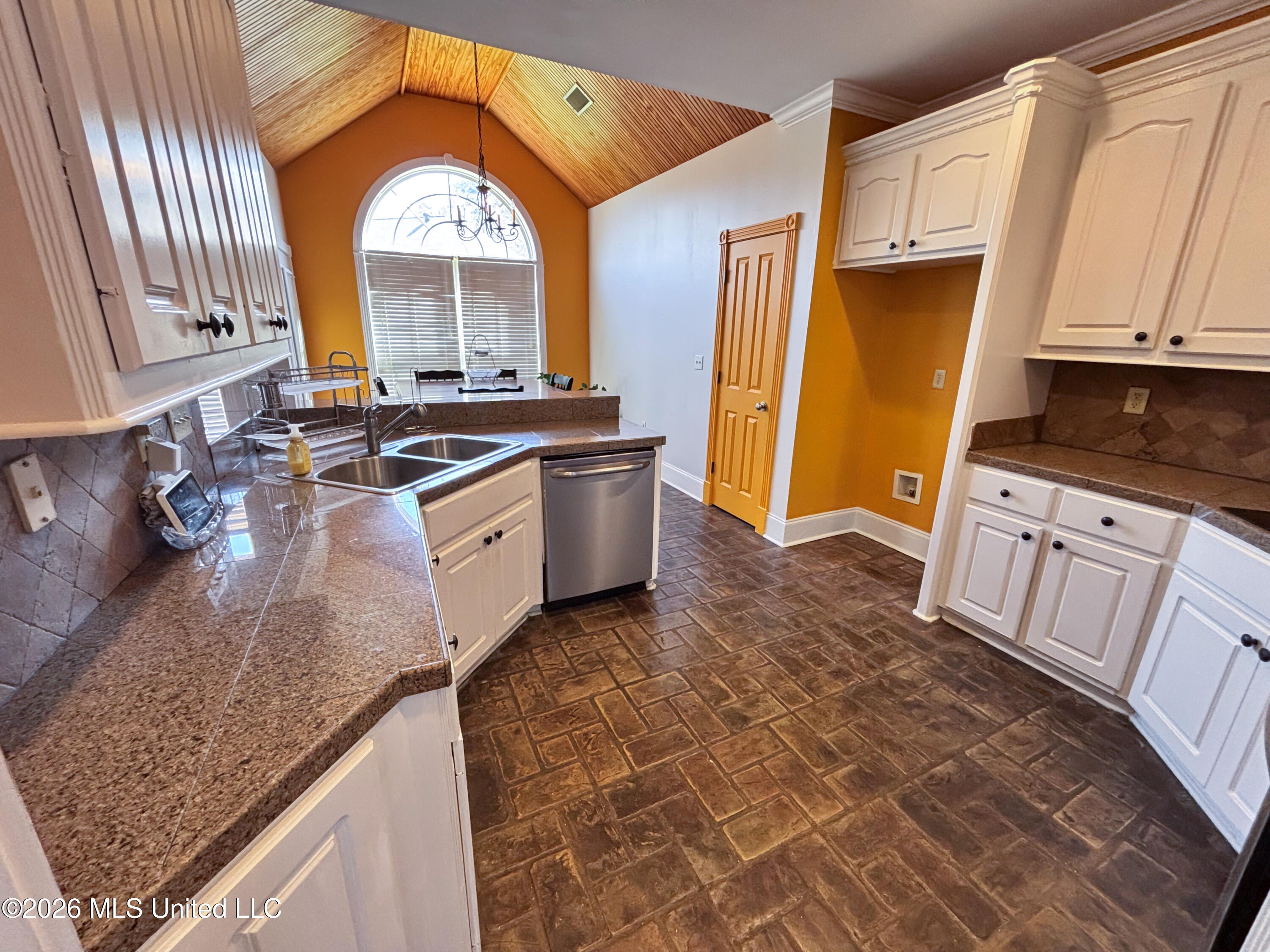 402 Provision Parkway Brandon, MS 39042 - Photo 37 of 54 kitchen