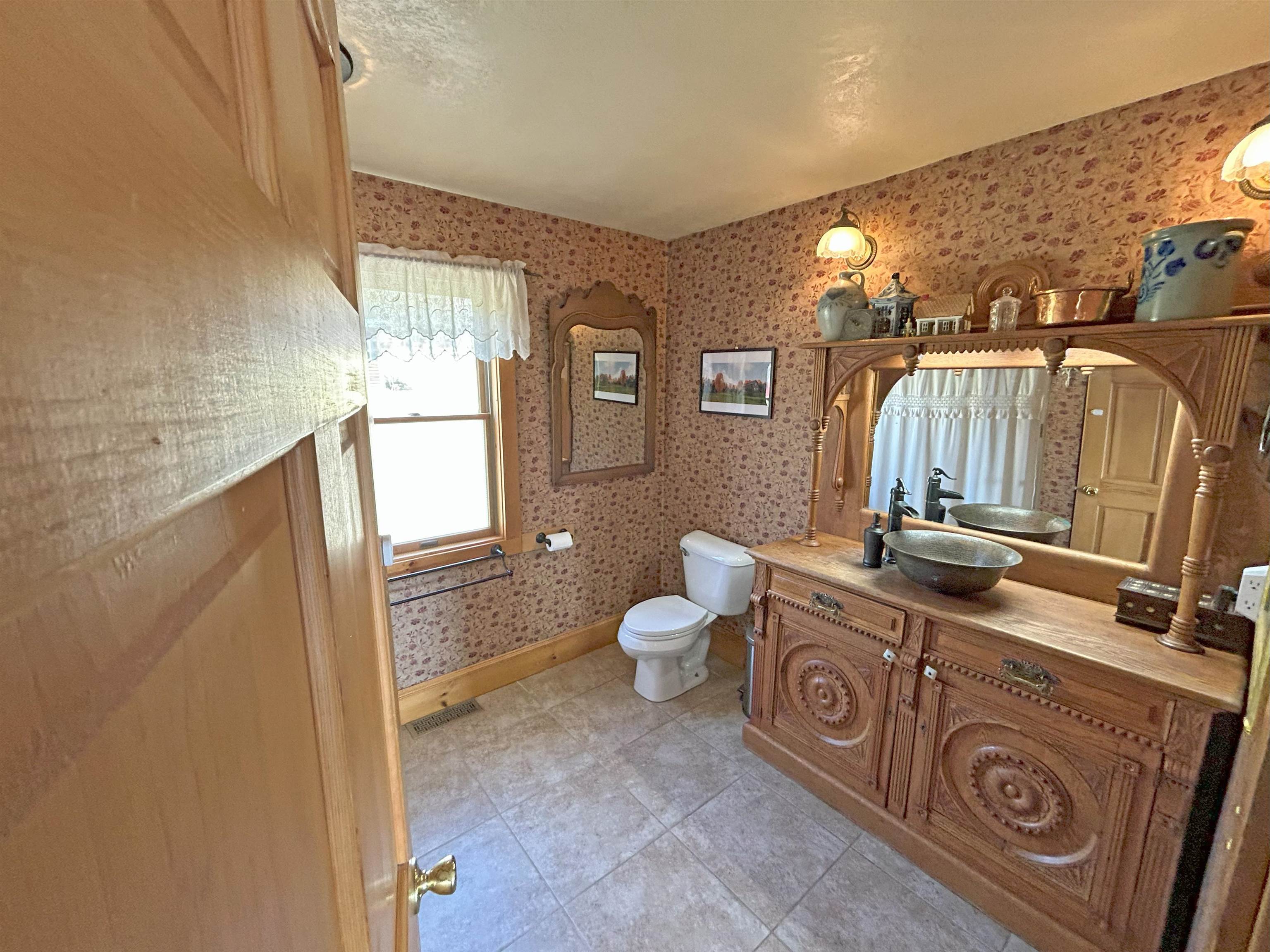 6095 Lake Road Newport Town, VT 05857 - Photo 12 of 51