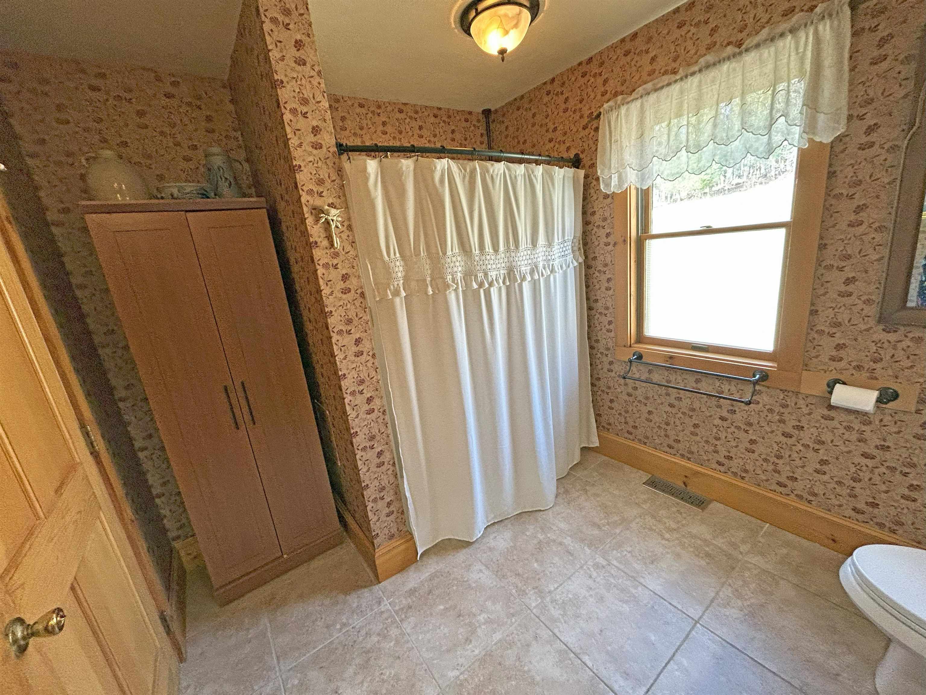 6095 Lake Road Newport Town, VT 05857 - Photo 13 of 51