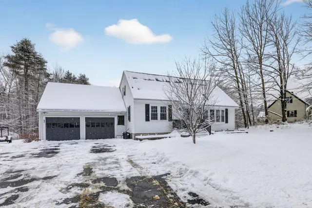 $555,000 | 173 Weymouth Road, Gray, ME 04039
