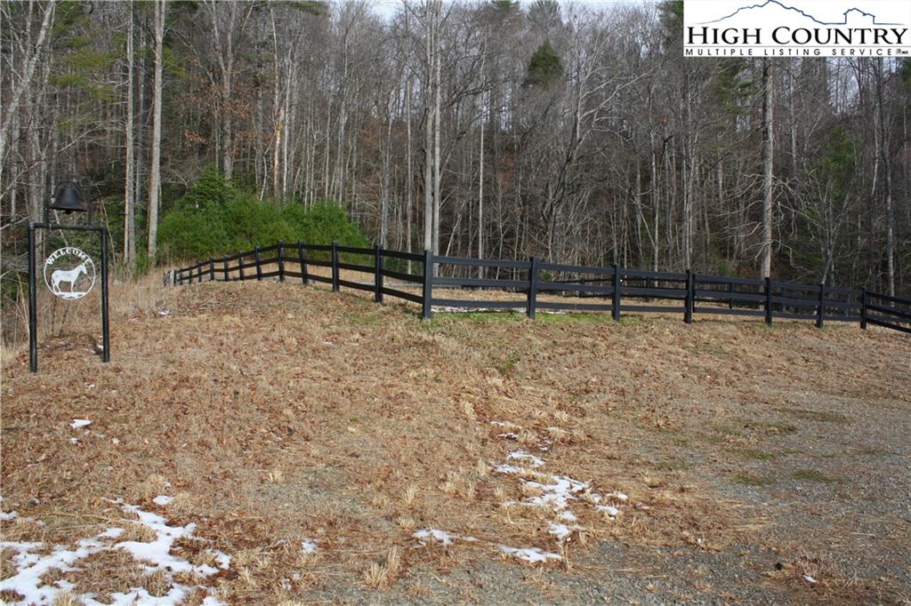 1520 Meadow Road Ferguson, NC 28624 - Photo 28 of 44