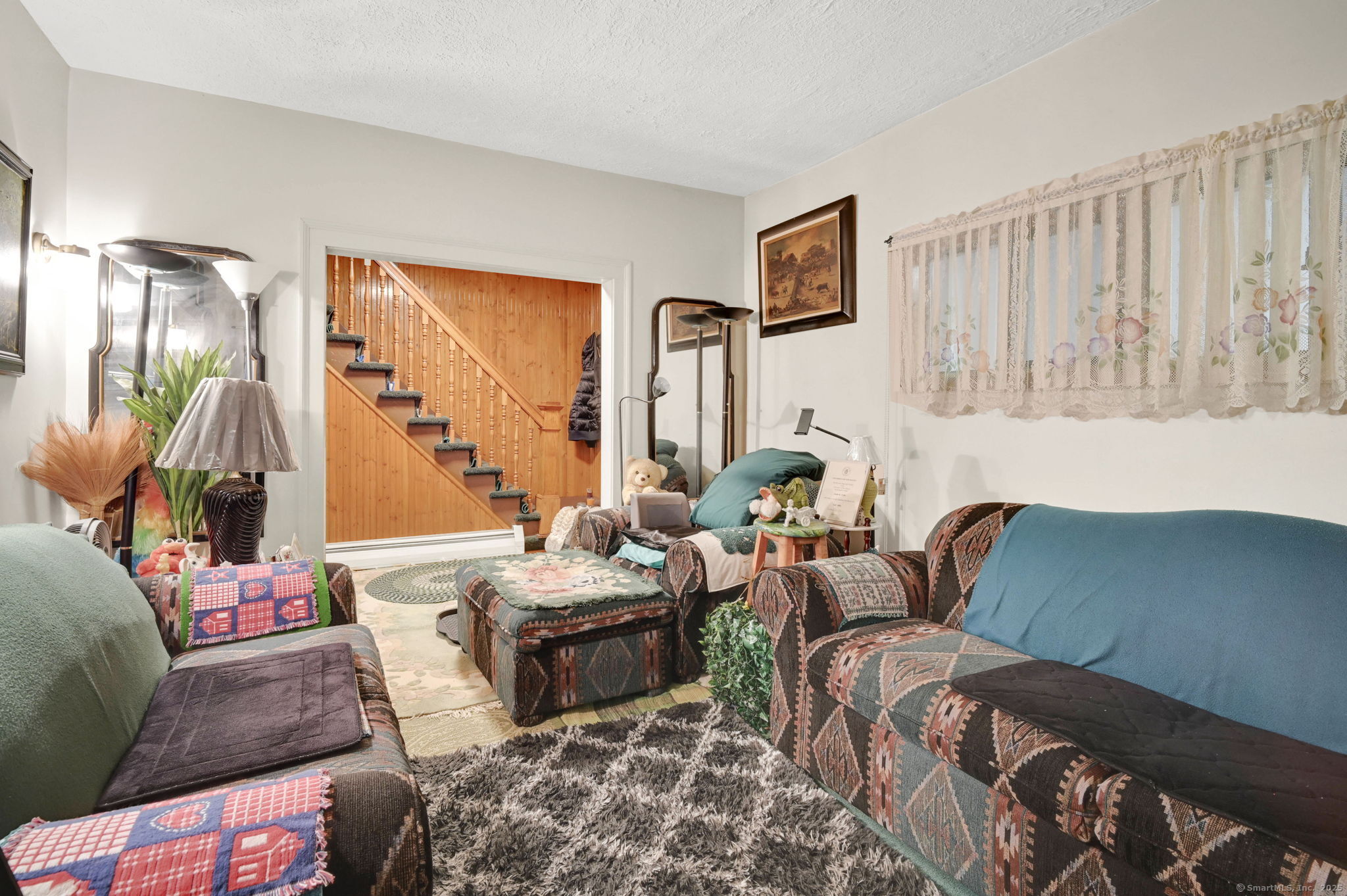 18 Englewood Avenue Bloomfield, CT 06002 - Photo 11 of 34