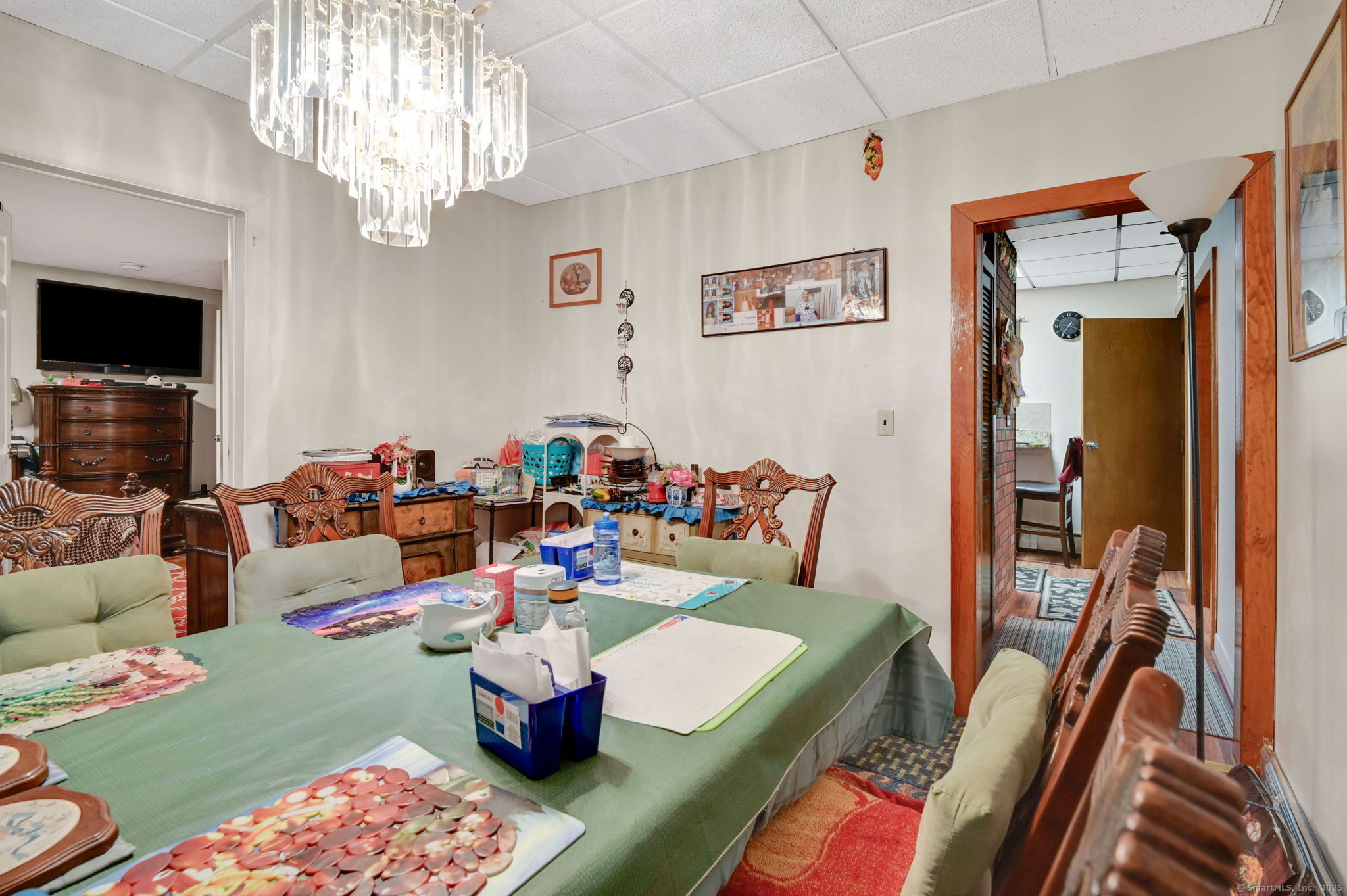 18 Englewood Avenue Bloomfield, CT 06002 - Photo 15 of 34