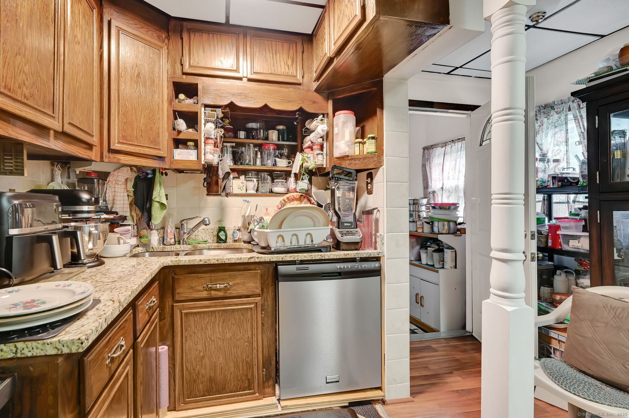 18 Englewood Avenue Bloomfield, CT 06002 - Photo 20 of 34