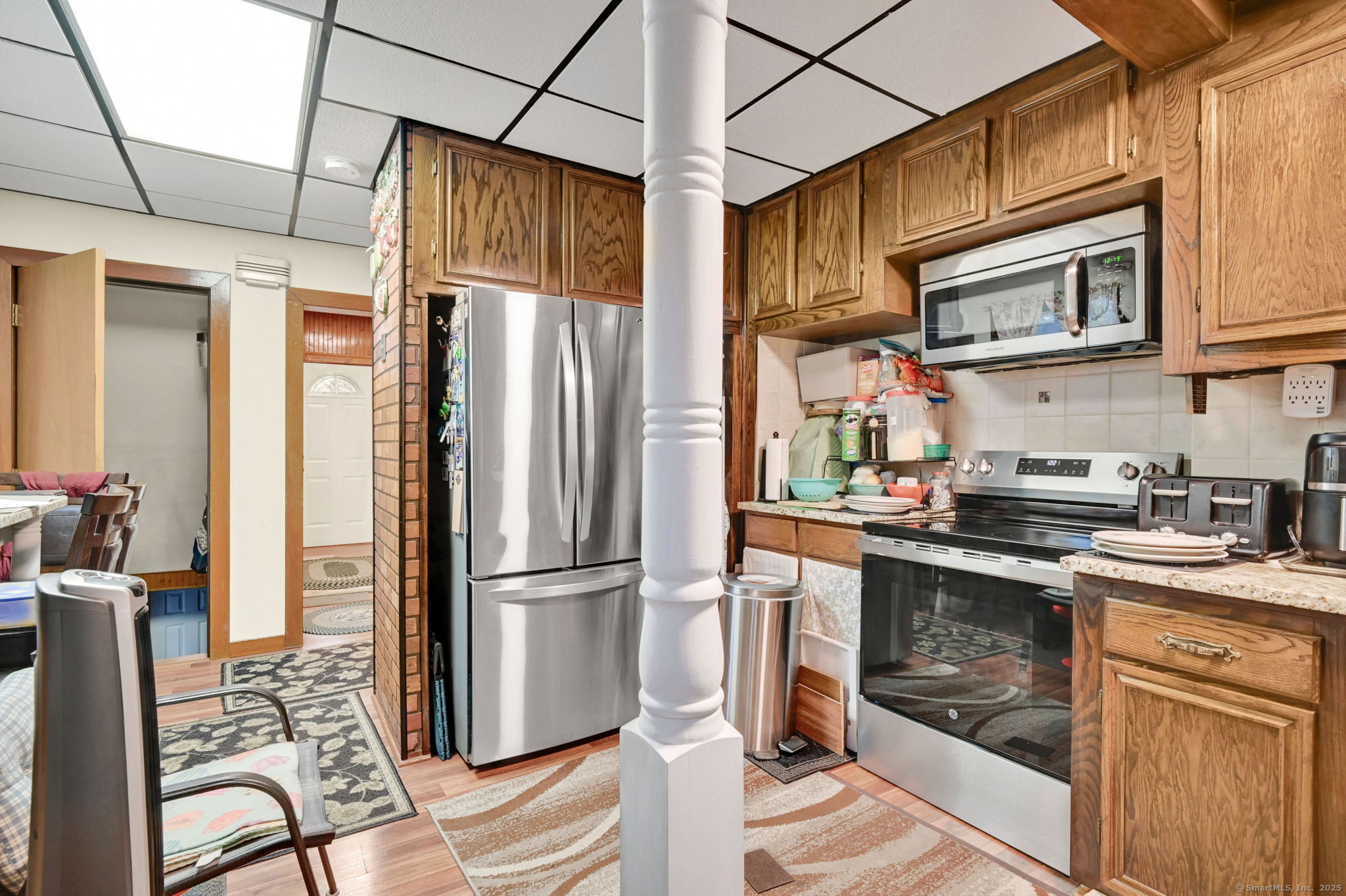 18 Englewood Avenue Bloomfield, CT 06002 - Photo 22 of 34