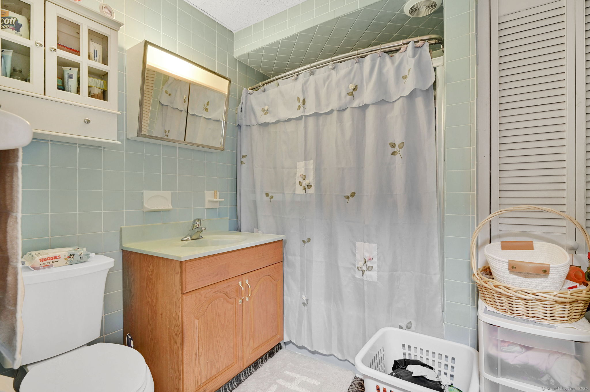 18 Englewood Avenue Bloomfield, CT 06002 - Photo 23 of 34