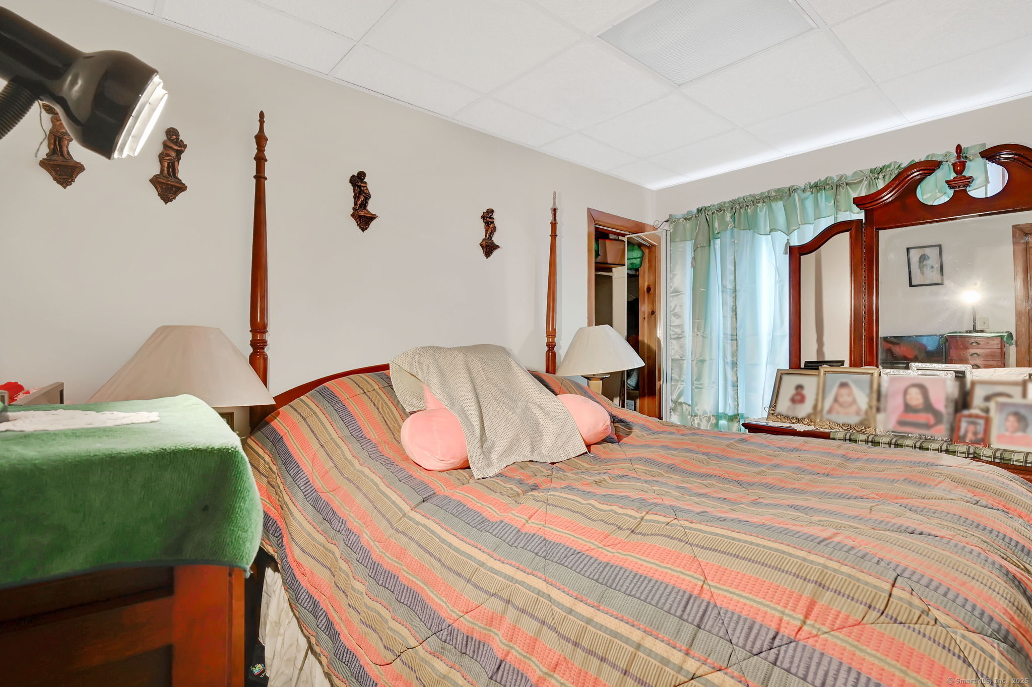 18 Englewood Avenue Bloomfield, CT 06002 - Photo 24 of 34