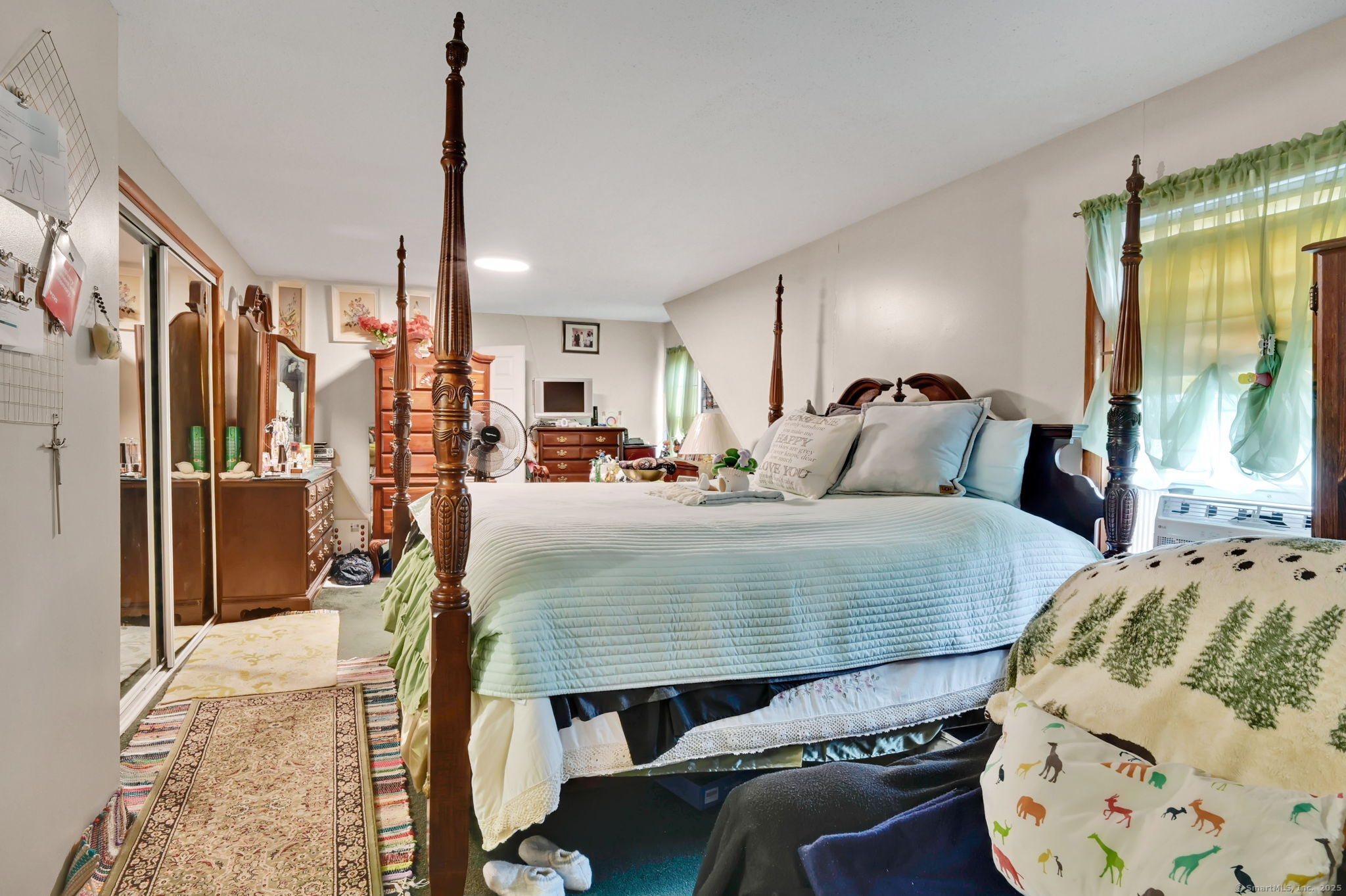 18 Englewood Avenue Bloomfield, CT 06002 - Photo 27 of 34