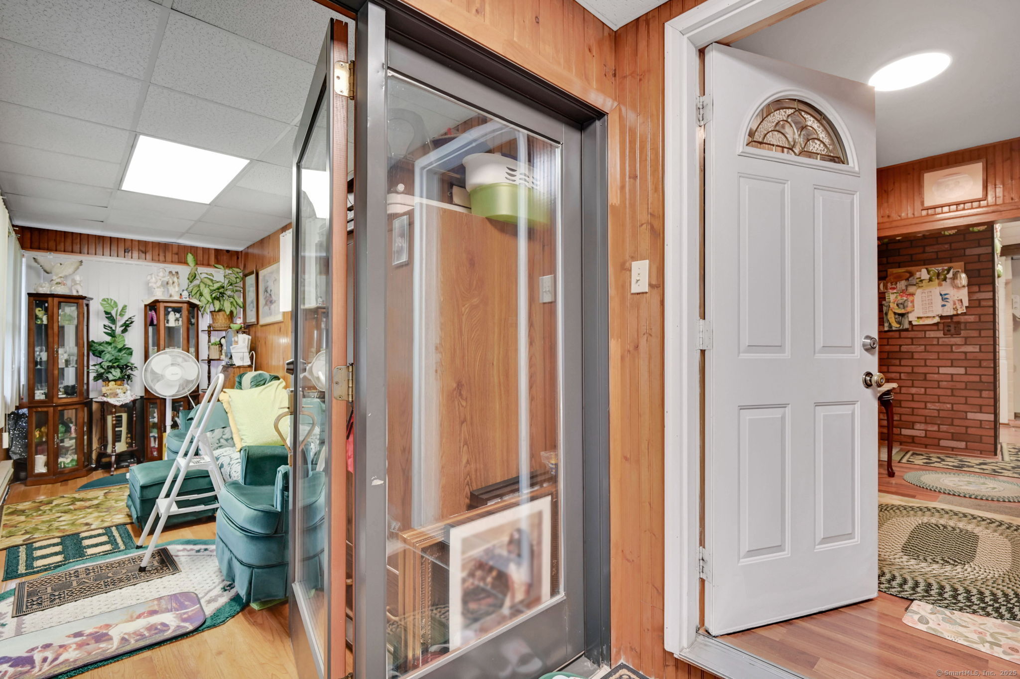 18 Englewood Avenue Bloomfield, CT 06002 - Photo 6 of 34