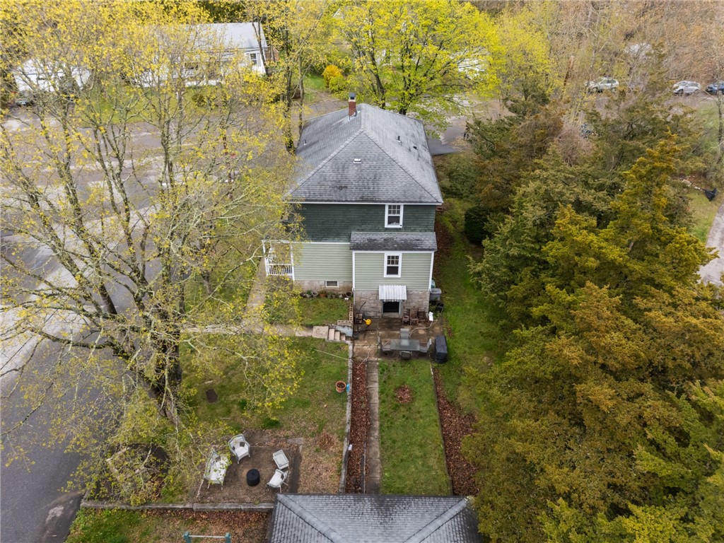 8 Perkins Avenue Westerly, RI 02891 - Photo 13 of 47