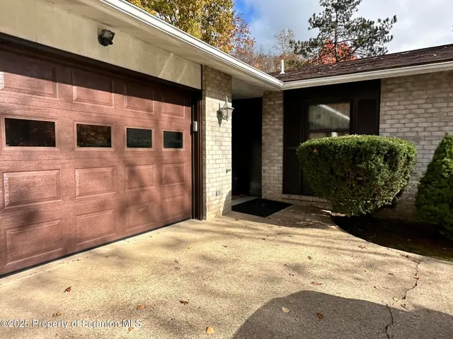 $265,000 | 55 Yorktown Road, Mountain Top, PA 18707