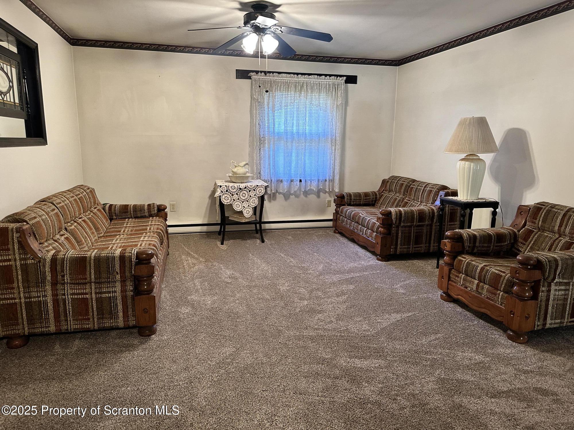 55 Yorktown Road Mountain Top, PA 18707 - Photo 9 of 32 a living room with furniture