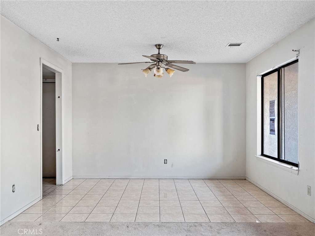 14669 La Brisa Road Victorville, CA 92392 - Photo 14 of 41